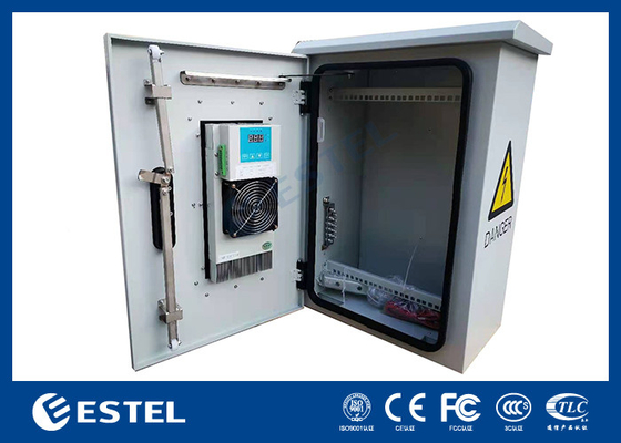 ตู้โทรคมนาคมกลางแจ้งติดผนังด้วย TEC Cooler 19 นิ้ว Rack 7U User Space